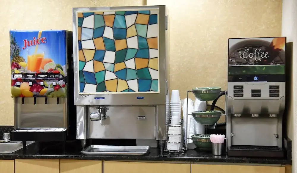 Quality Inn & Suites Metro