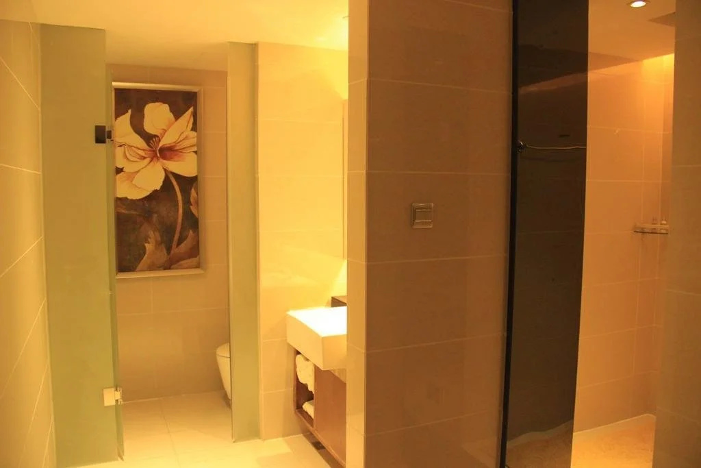 The Posh Hotel