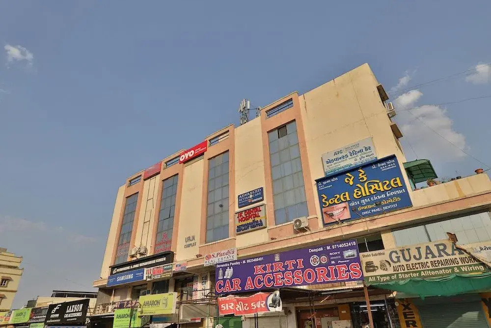 OYO 35508 Dev Palace