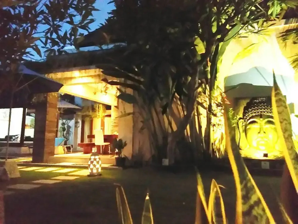 5 Bedrooms Legian and Seminyak Private Pool Villa