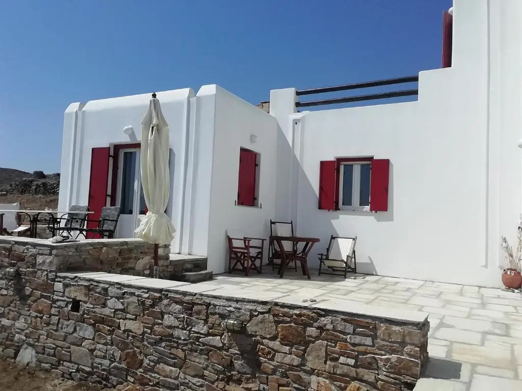 Loutra Kythnos Suites