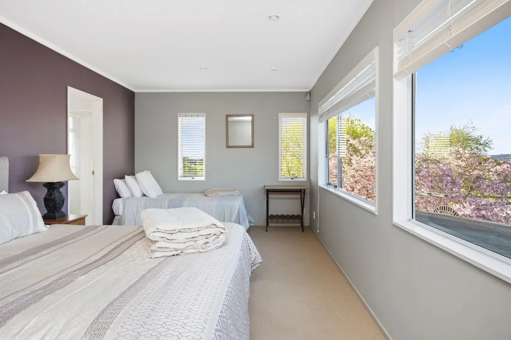 Maxwells Guest House and Tiny Home