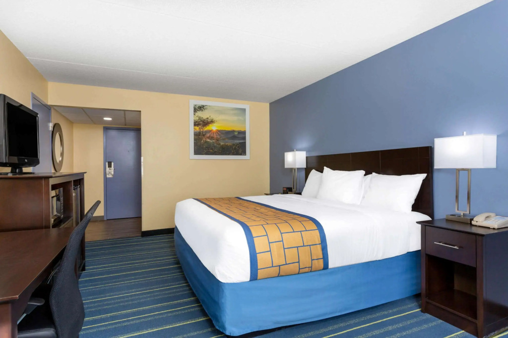 Days Inn by Wyndham Augusta