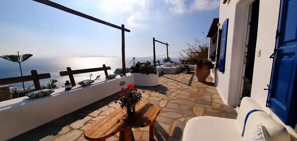 Villa Apollonia 3BR in Agios Stefanos by iTravelhome