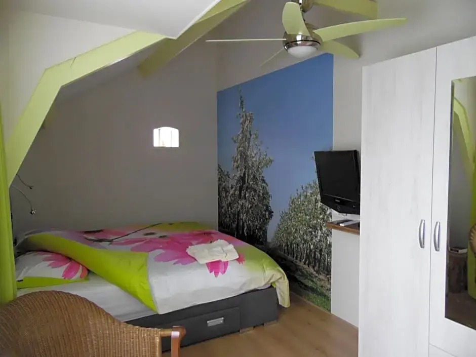 Cozy Elst