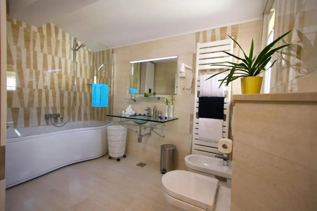 Apartment Allure