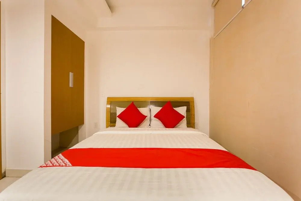 Việt Life Hotel & Apartment