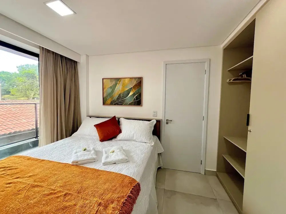 Hyde Park Loft - by Living