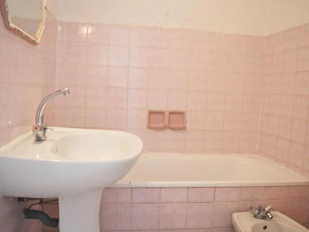 Appartement Bormes-les-Mimosas, 1 pièce, 4 personnes - FR-1-251-394