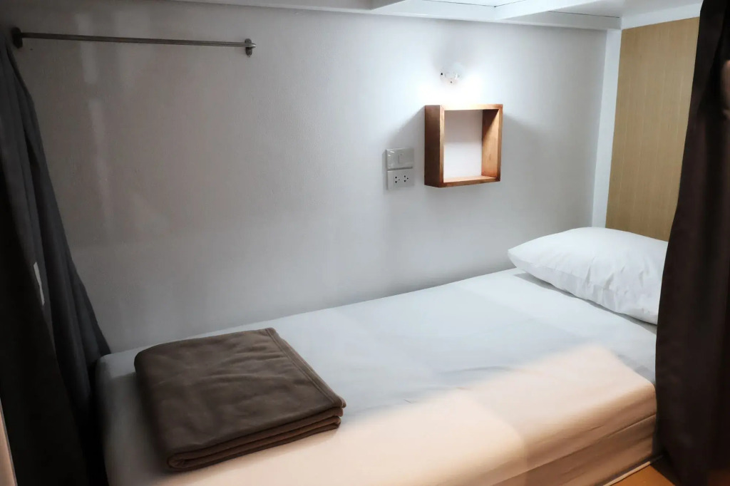 Wayha Hostel Don Mueang Airport