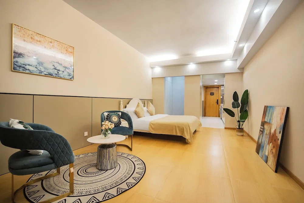 Lavande International ApartHotel US Consulate General Guangzhou Zhujiang New Town Metro Station Branch