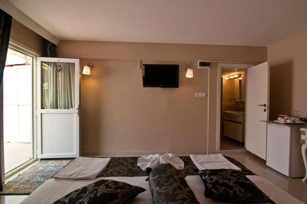 Safran Suites