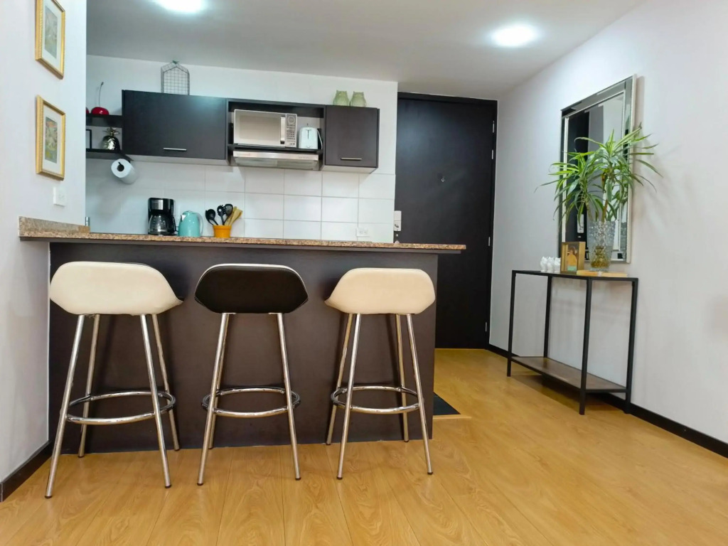 Apartment - 2Bedrooms - QueenBed - Balcony - Parking - 7thFLOOR