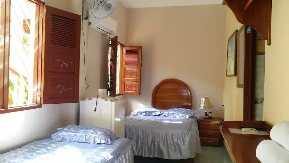 Hostal Hilda J YP