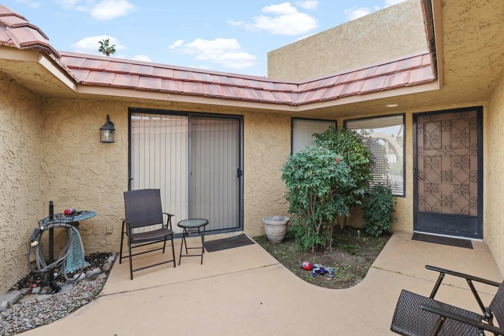 2BR 2BA Charming Cathedral City Condo With Territorial Views