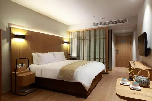Grand Yiju Hotel (Nanjing Xinjiekou center)