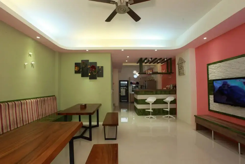 Heyuan B&B