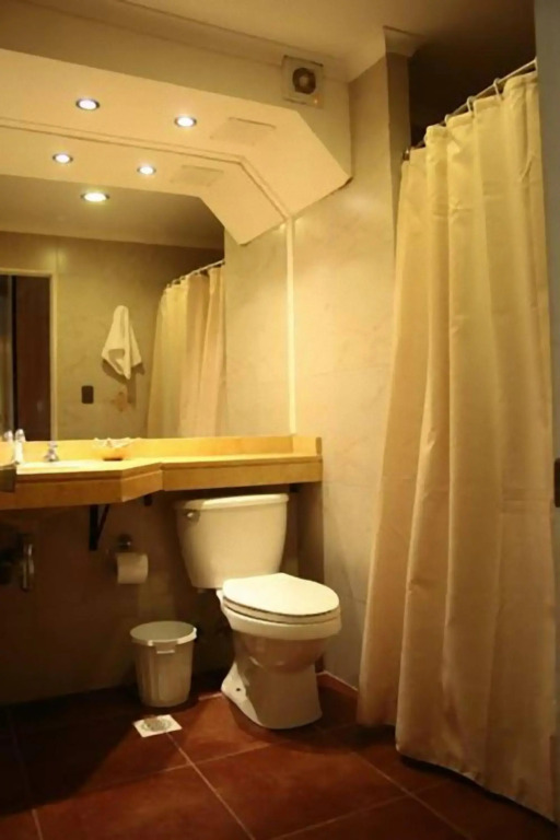 Howard Johnson Hotel Rinconada de Los Andes