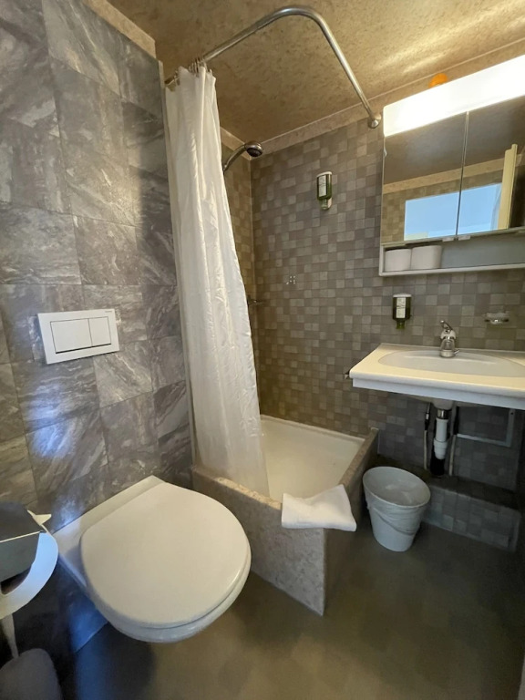 central beauty scenery apartment