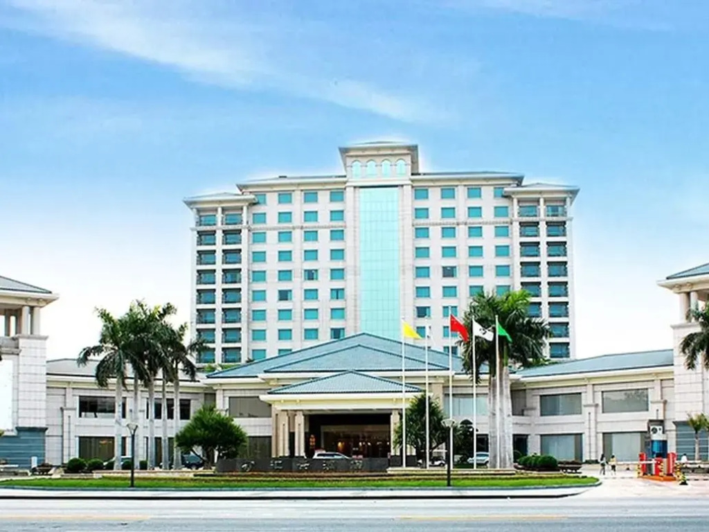 Grand View Hotel