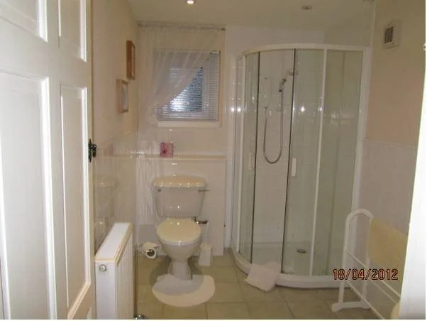 Glengarry Guest House
