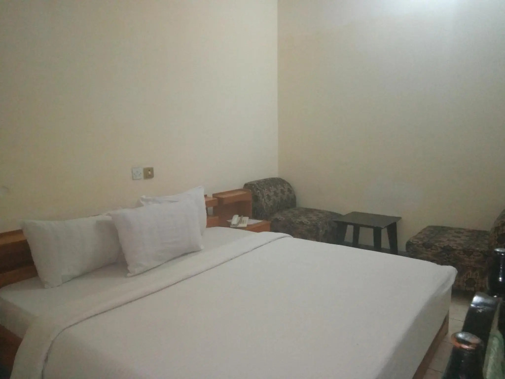 Peace Haven Hotel