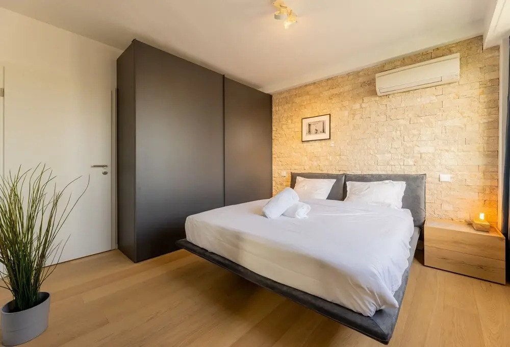 Italian Design Urban View Penthouse