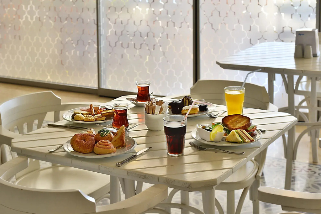 Adenya Hotel & Resort