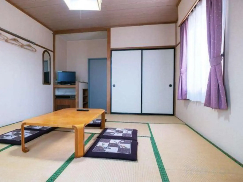 White Lodge Fukujuso