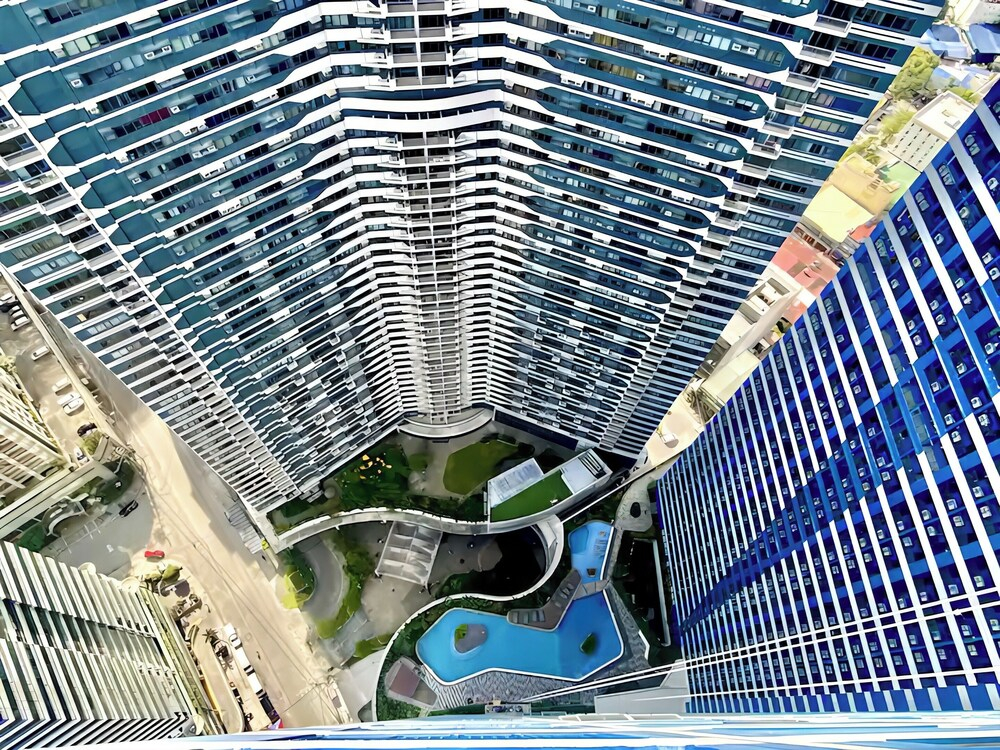 Luxurious White & Gold Haven in Makati