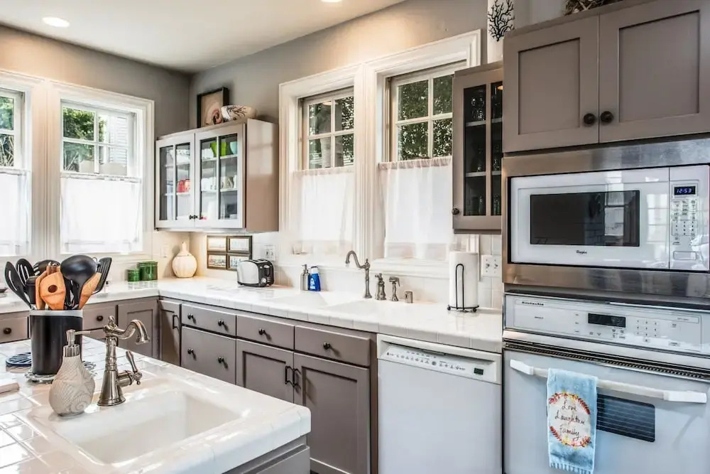 3703 La Gloria Cottage-by-the-Sea