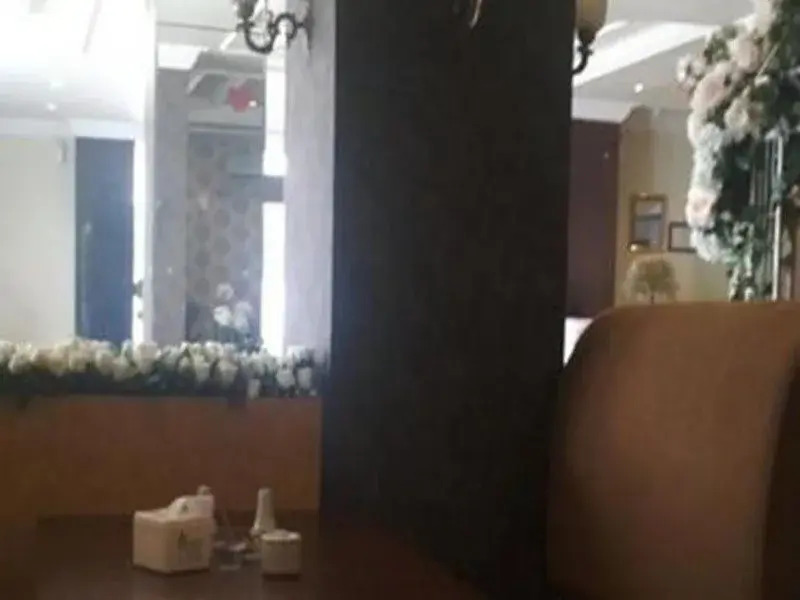 THE Hotel