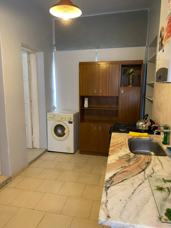 Departamento con cochera a 3 cuadras del hospital privado