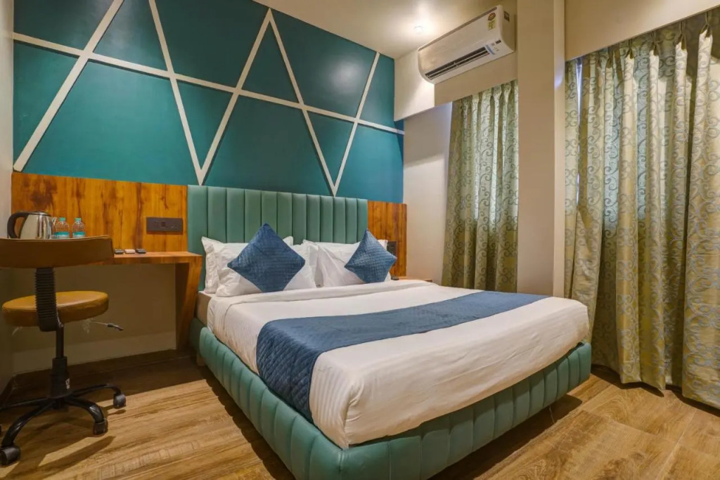 Starville Hotel Andheri MIDC