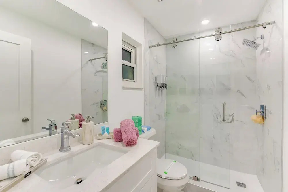 Swim, Golf & Explore: Pet-friendly Cape Coral Home