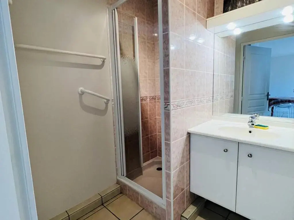 Appartement Cambo-les-Bains, 2 pièces, 3 personnes - FR-1-495-9