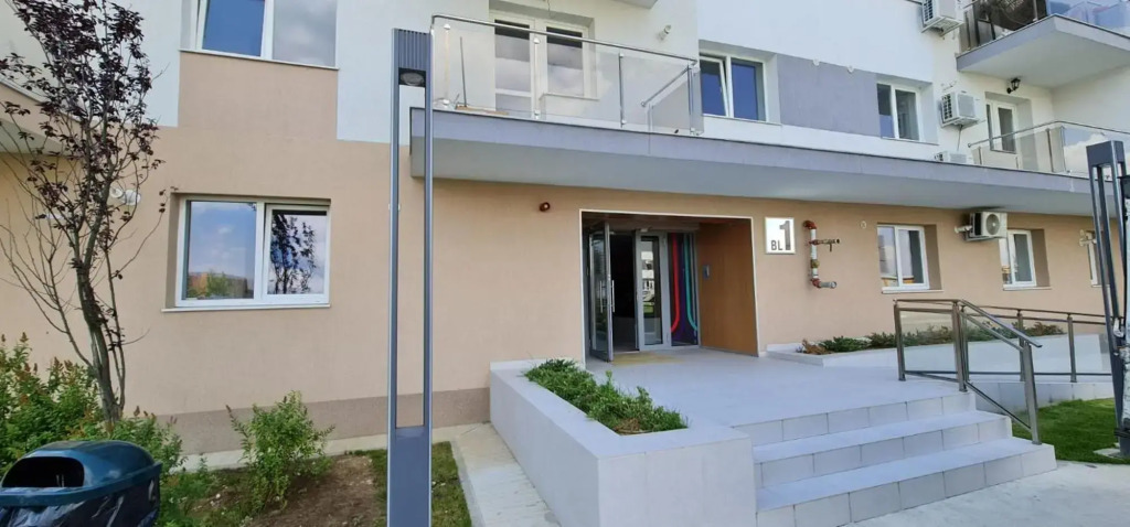 Studio spațios,intim+ loc parcare propriu,vedere panoramică,utilat de lux