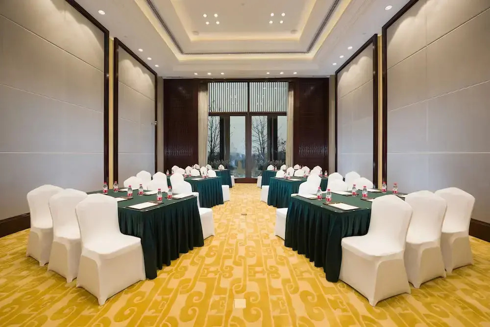 New Century Hotel Guian Guizhou