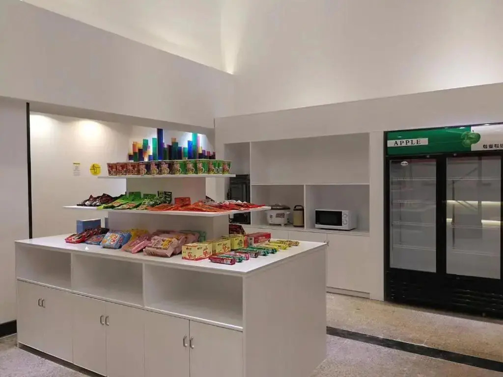 7Days Inn Zhuhai Crocodile Island Bohuang Furniture Baiteng Lake Branch