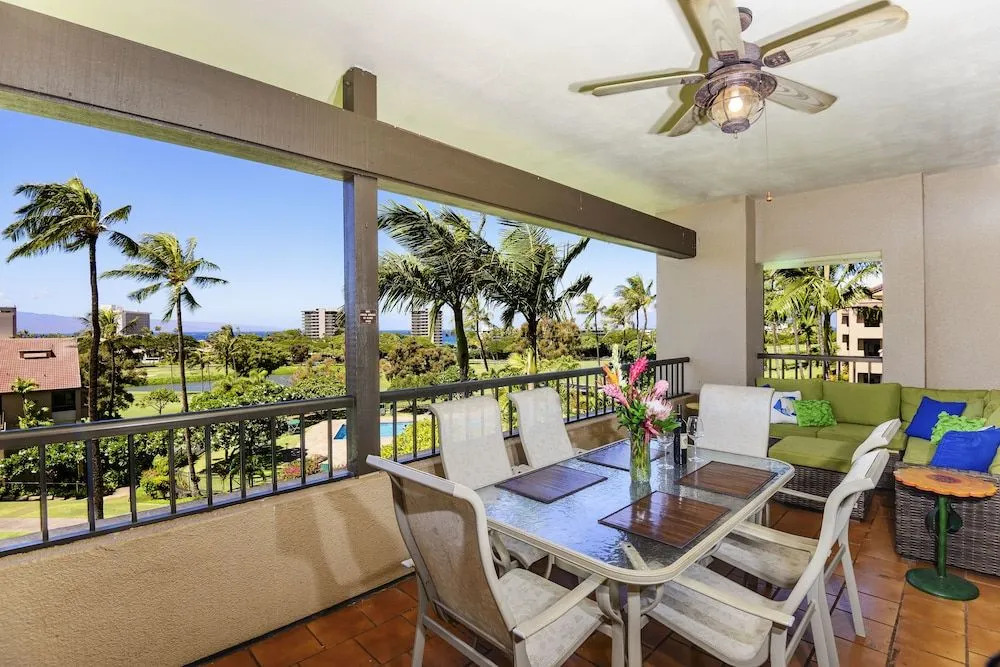 Kaanapali Royal H303 by RedAwning