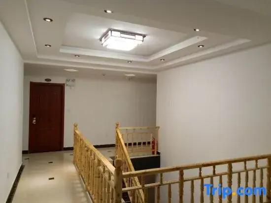 Jixian Shili Taohua Hotel