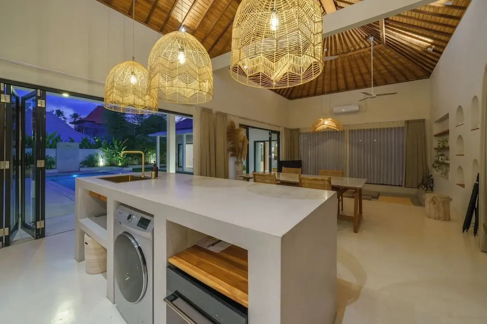 Villa Air - Brand New Stylish 2BR Villa in Pererenan