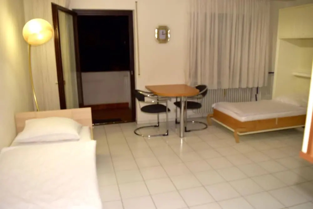 AB Apartment 79