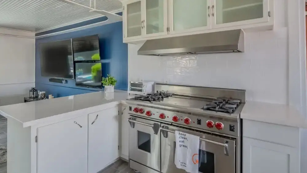 Exquisite 4BR Home near Old Town by WanderJaunt