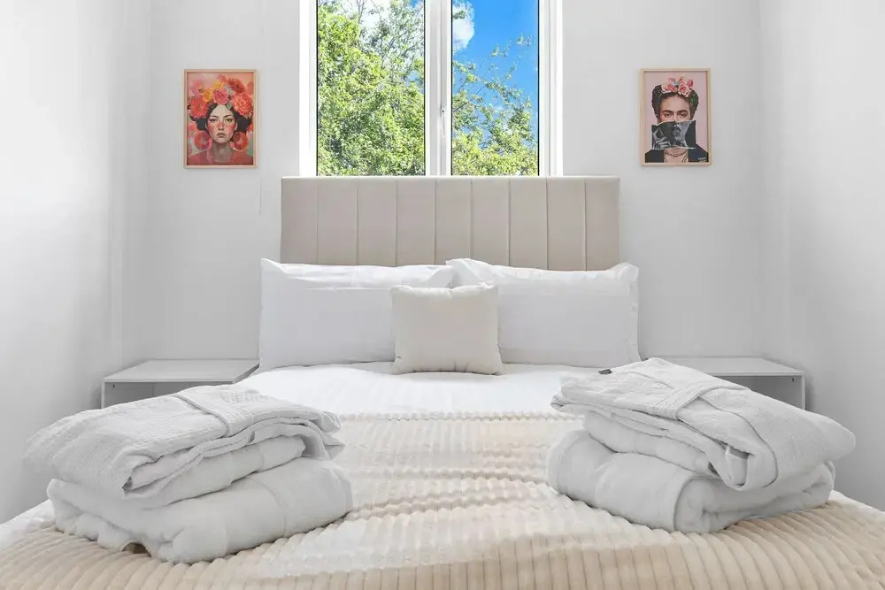 Charming London Apartment Near City Center