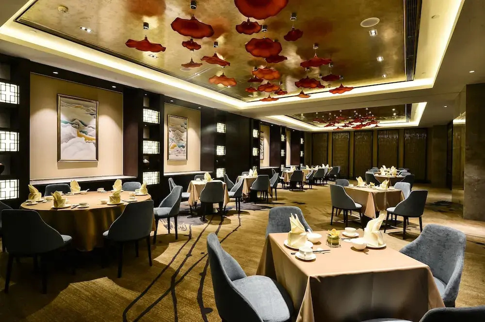 Shanghai Nanxiang Holiday Hotel
