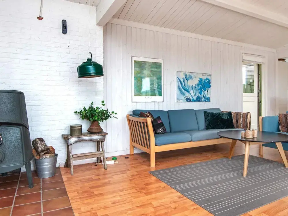 Sunny Holiday Home in Ebeltoft near Sea
