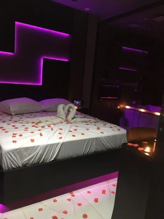 Up Motel
