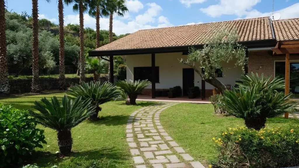 Holiday Homes Borgo Papardo