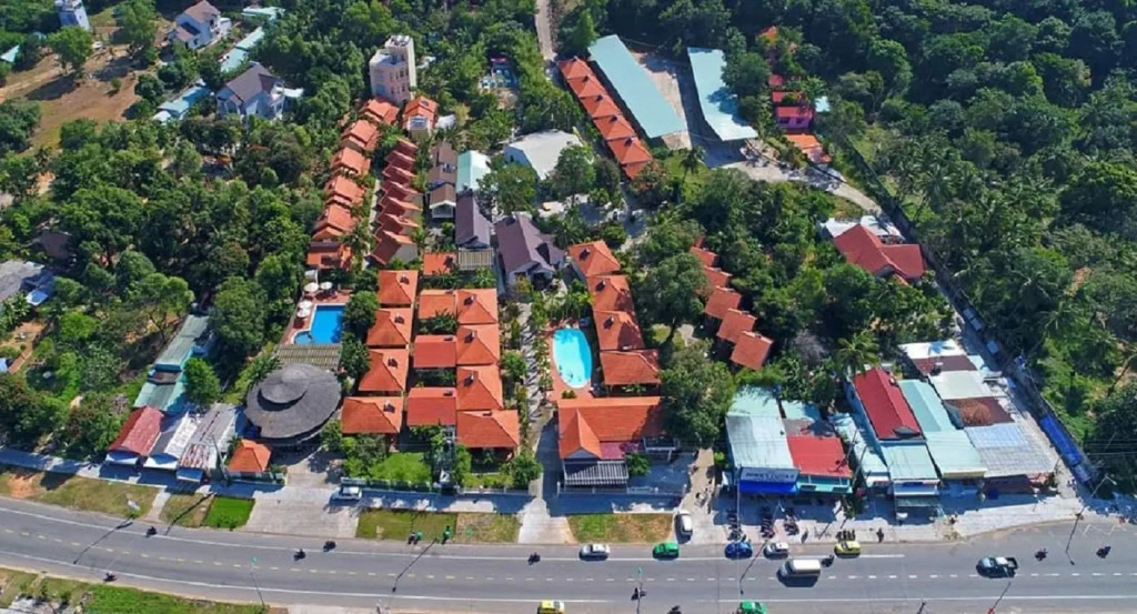 Castaways Resort